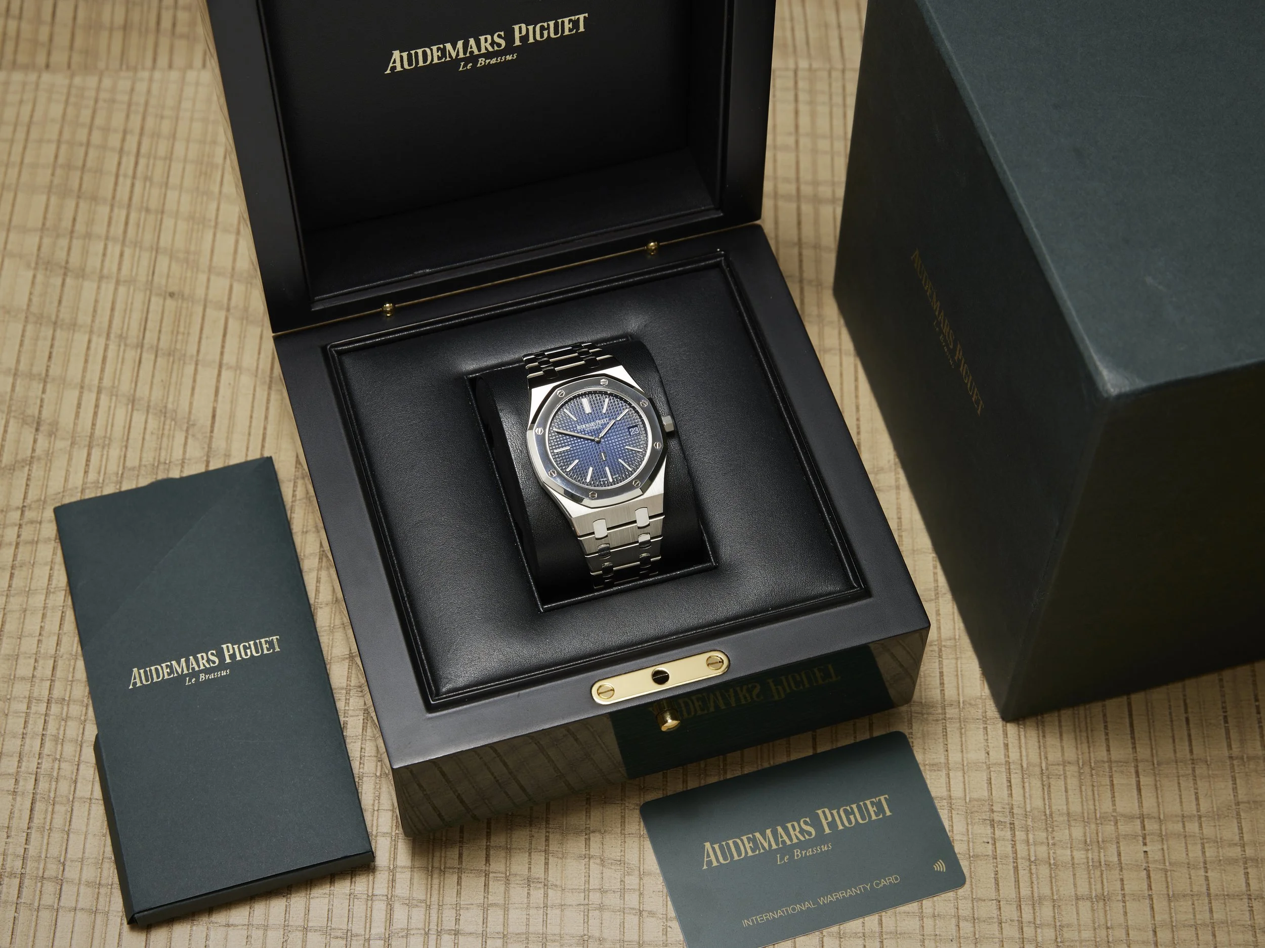 Audemars Piguet Royal Oak “Jumbo” Extra-Thin “Limited Edition of